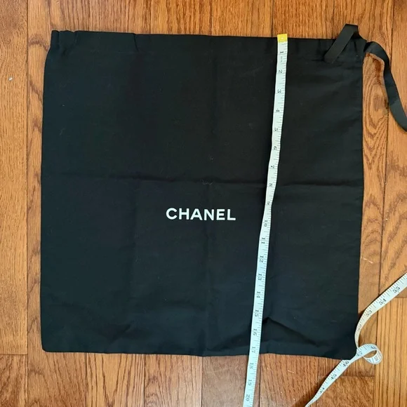 CHANEL Black dust Bag, small - Picture 3 of 3